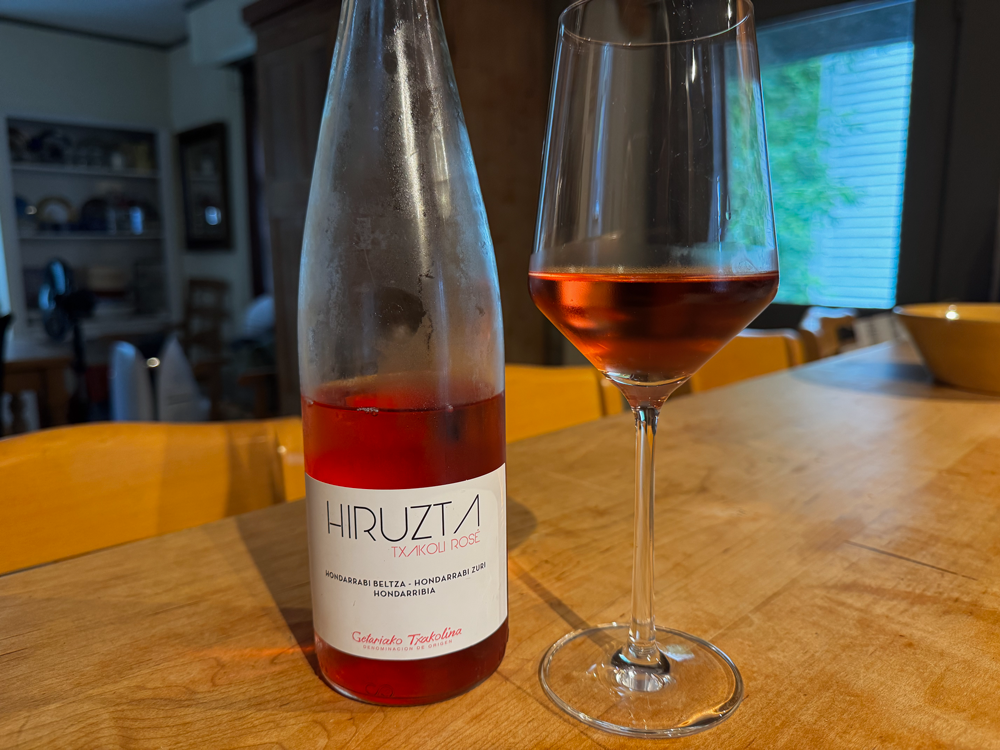 Hiruzta Getariako Txakolina Rosé 2025